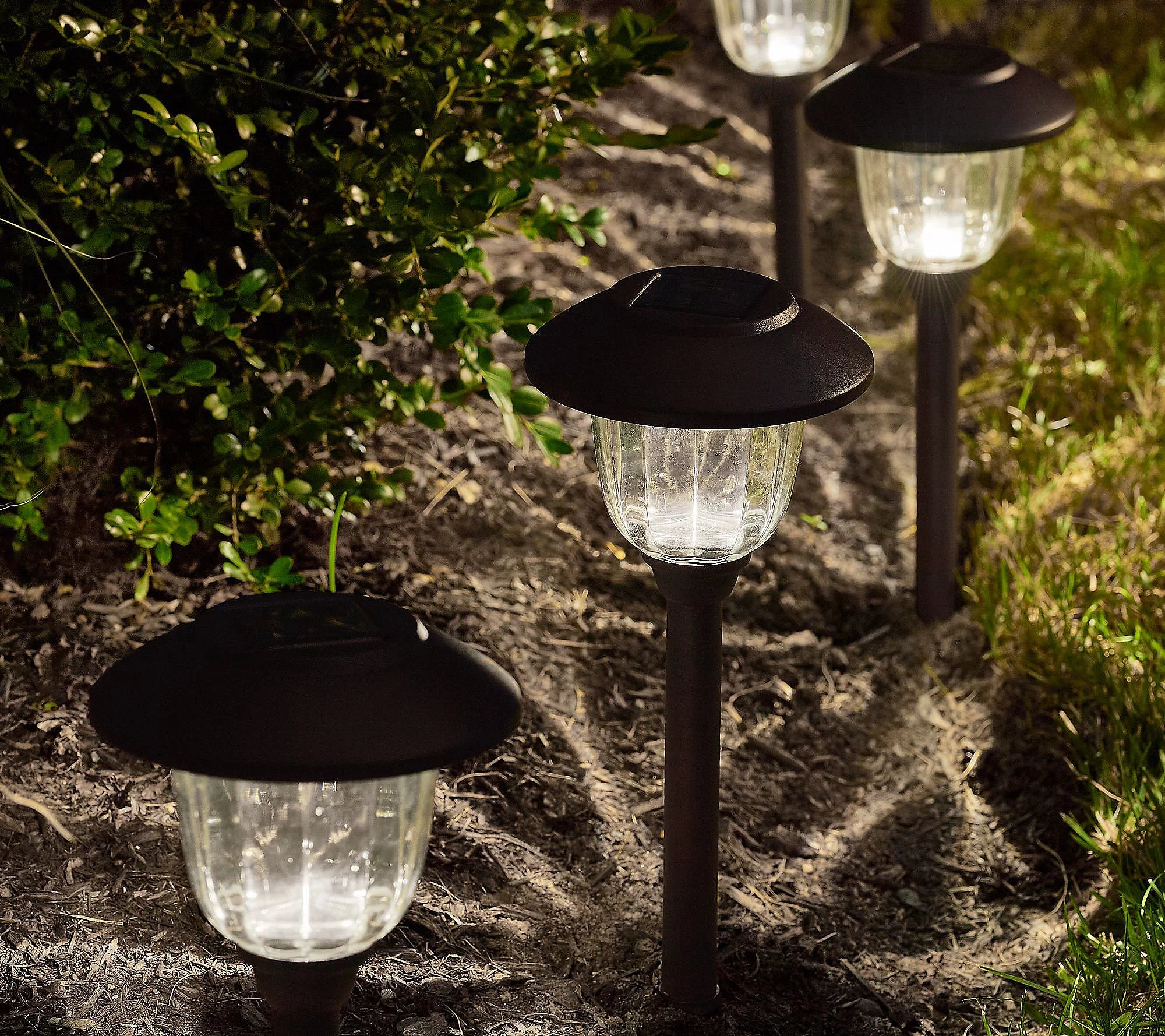 Energizer 12-Piece Solar Pathway Light Set - Bronze